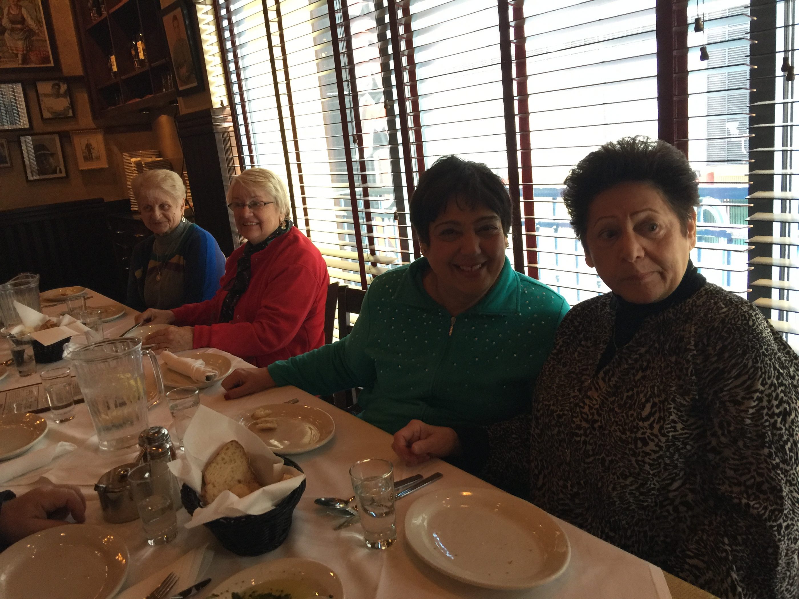 Christmas Lunch at Carmines Day Trip